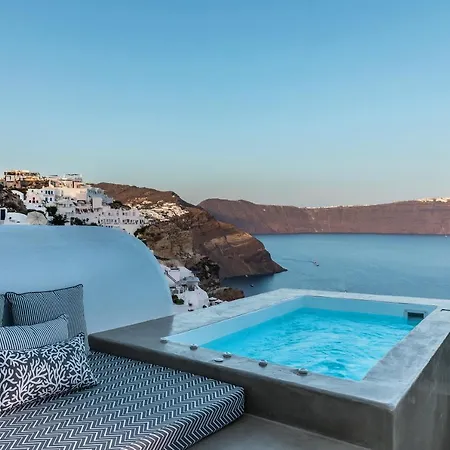 Villa 3 Caves By Caldera *